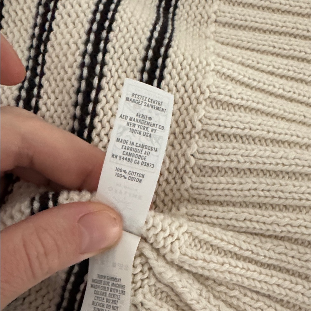 OFFLINE By Aerie Striped Cardigan Sweater size Small - Picture 9 of 10